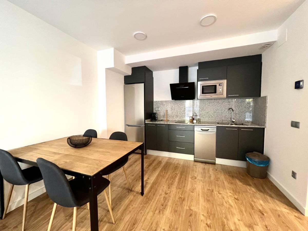 Espot Cowork & Apartments - L'Amfitriona Eksteriør bilde