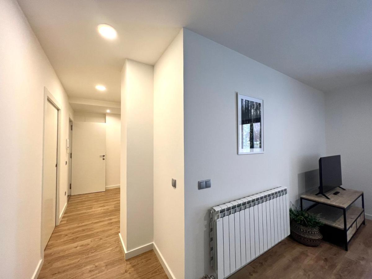 Espot Cowork & Apartments - L'Amfitriona Eksteriør bilde