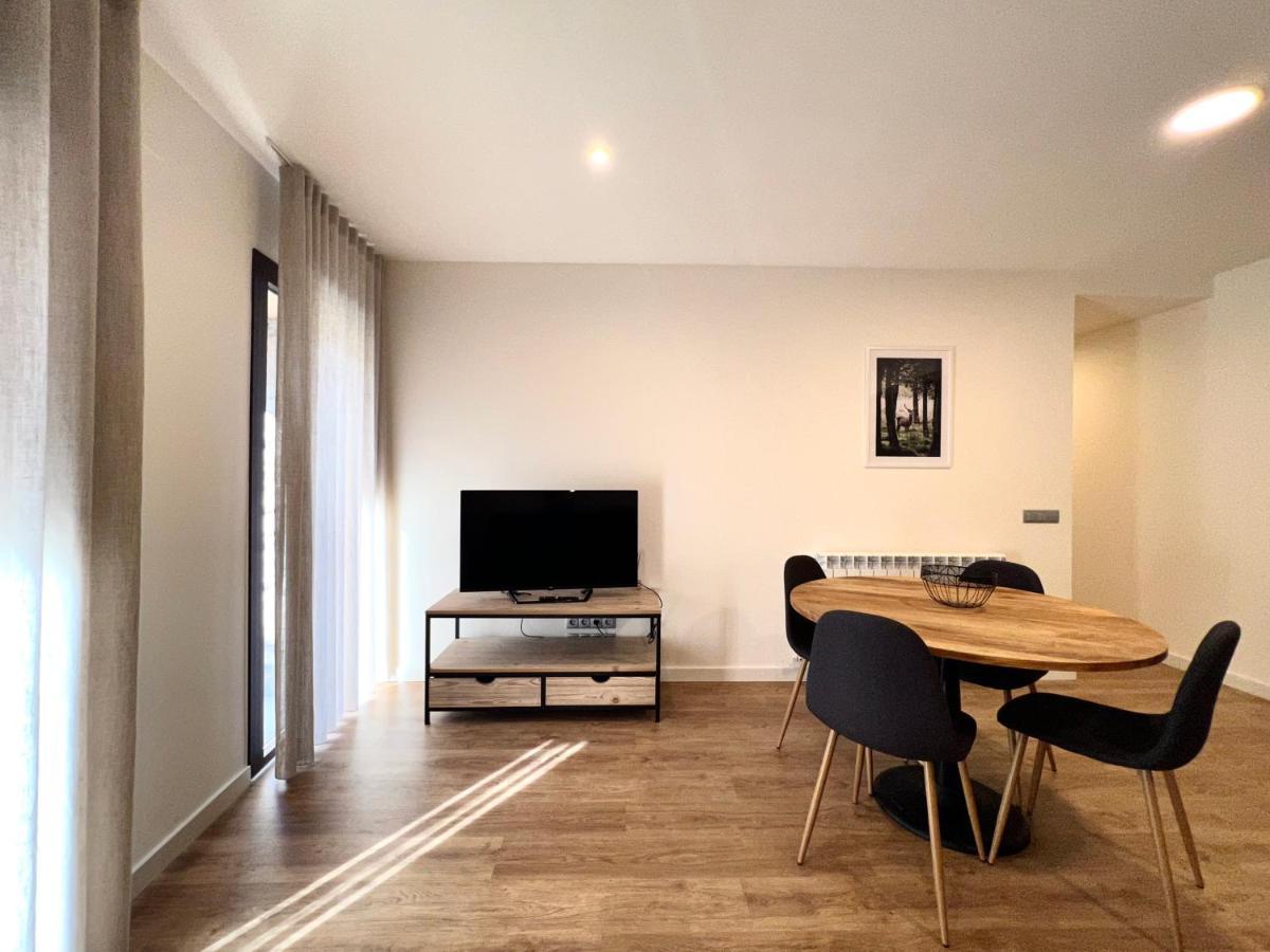 Espot Cowork & Apartments - L'Amfitriona Eksteriør bilde