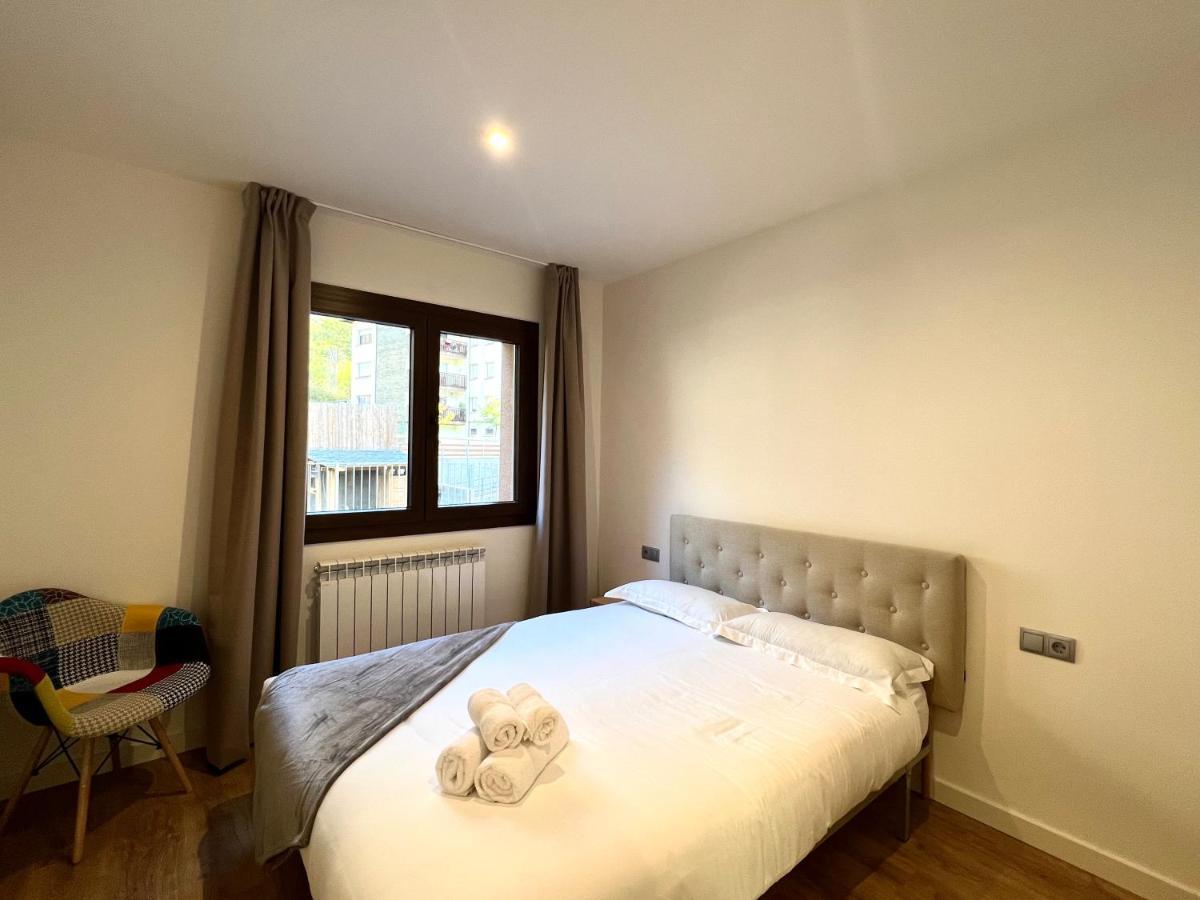 Espot Cowork & Apartments - L'Amfitriona Eksteriør bilde