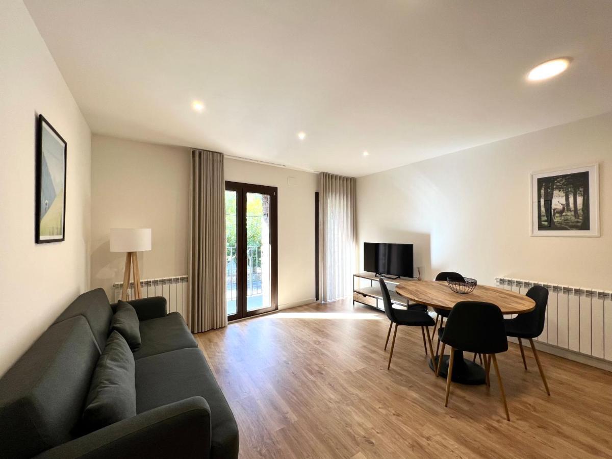 Espot Cowork & Apartments - L'Amfitriona Eksteriør bilde